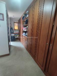Casa de 5 alcobas en venta en Avenida Chilacos, Chía, 259 m² · foto 18 de 20