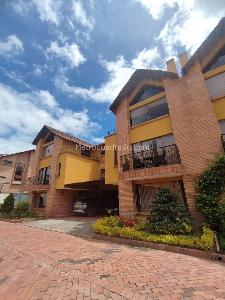 Casa de 5 alcobas en venta en Avenida Chilacos, Chía, 259 m² · foto 5 de 20