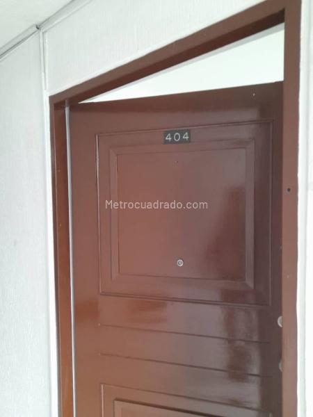 Consultorio en Arriendo, Galerias, Bogotá D.C. - Más