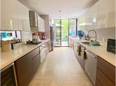 Casa de 3 alcobas en venta en Santa Barbara Alta, Bogotá, 600 m² · foto 6 de 14