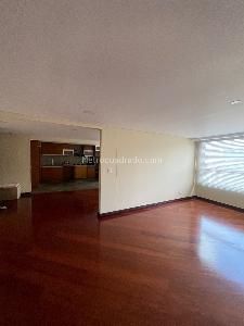 Apartamento de 3 alcobas en venta en Cedritos Cedro Golf, Bogotá, 197 m² · foto 18 de 20