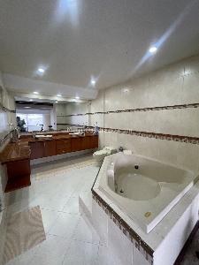 Apartamento de 3 alcobas en venta en Cedritos Cedro Golf, Bogotá, 197 m² · foto 5 de 20