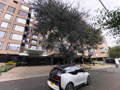 Apartamento de 1 alcoba en venta en Reserva Del Bosque, Bogotá, 55 m² · foto 1 de 20