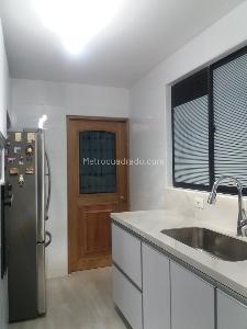 Apartamento en venta en Niza, Bogotá · foto 9 de 17