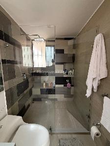 Apartamento de 3 alcobas en venta en Chico San Patricio, Bogotá, 120 m² · foto 9 de 20