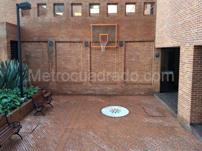 Apartamento de 3 alcobas en venta en Emaus Rosales, Bogotá, 158 m² · foto 15 de 20