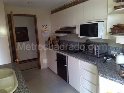 Apartamento de 3 alcobas en venta en Sierras Del Moral, Bogotá, 220 m² · foto 2 de 20