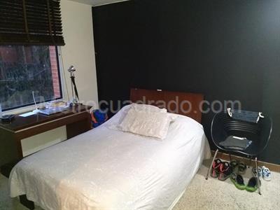 Apartamento de 3 alcobas en venta en Sierras Del Moral, Bogotá, 191 m² · foto 13 de 19