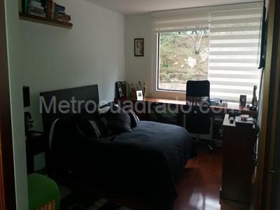 Apartamento de 3 alcobas en venta en Sierras Del Moral, Bogotá, 220 m² · foto 13 de 19