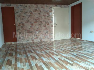 Apartamento de 3 alcobas en venta en Centro Fontibon, Bogotá, 54 m² · foto 4 de 17