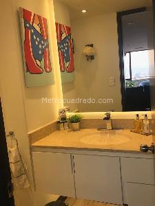 Apartamento de 3 alcobas en venta en Altos De Chico, Bogotá, 200 m² · foto 9 de 16