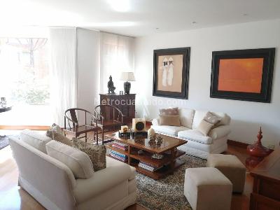 Apartamento de 4 alcobas en venta en Chico Los Rosales, Bogotá, 375 m² · foto 16 de 17