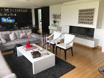 Apartamento de 3 alcobas en venta en Torres De Llorente, Bogotá, 205 m² · foto 3 de 20