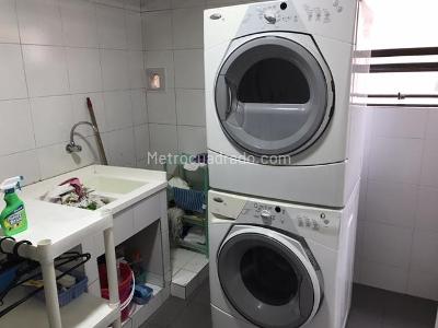 Apartamento de 4 alcobas en venta en Rosales Bella Vista, Bogotá, 305 m² · foto 19 de 20