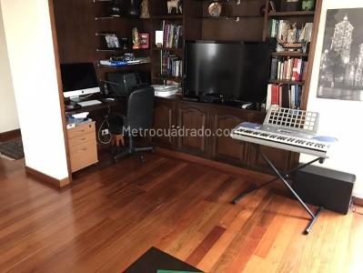 Apartamento de 4 alcobas en venta en Rosales Bella Vista, Bogotá, 305 m² · foto 3 de 20