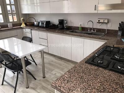 Apartamento de 4 alcobas en venta en Chapinero Alto Emaus, Bogotá, 300 m² · foto 14 de 20