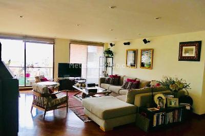 Apartamento en venta en Los Rosales, Bogotá · foto 2 de 9