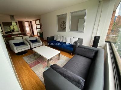 Apartamento de 2 alcobas en venta en Calleja Alta, Bogotá, 101 m² · foto 9 de 18