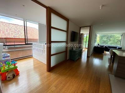 Apartamento de 2 alcobas en venta en Calleja Alta, Bogotá, 101 m² · foto 5 de 18