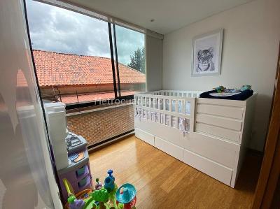 Apartamento de 2 alcobas en venta en Calleja Alta, Bogotá, 101 m² · foto 15 de 18