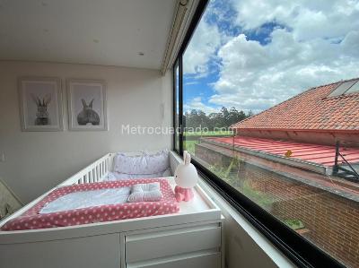 Apartamento de 2 alcobas en venta en Calleja Alta, Bogotá, 101 m² · foto 16 de 18