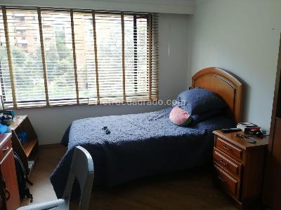 Apartamento de 3 alcobas en venta en Sierras Del Moral, Bogotá, 178 m² · foto 11 de 20