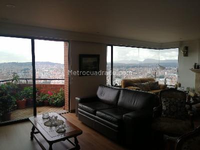 Apartamento de 3 alcobas en venta en Sierras Del Moral, Bogotá, 178 m² · foto 3 de 20