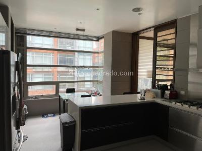 Apartamento de 3 alcobas en venta en Chico, Bogotá, 258 m² · foto 19 de 20