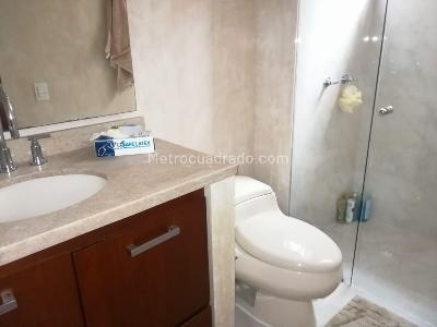 Apartamento de 3 alcobas en venta en Sierras Del Moral, Bogotá, 191 m² · foto 14 de 20