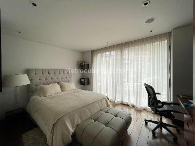 Casa de 4 alcobas en venta en Chico Alto, Bogotá, 450 m² · foto 17 de 20