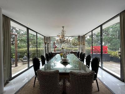Casa de 4 alcobas en venta en Chico Alto, Bogotá, 450 m² · foto 3 de 20