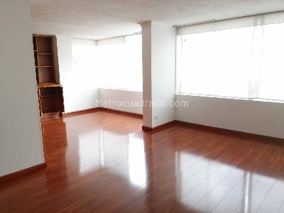 Apartamento de 3 alcobas en venta en Santa Barbara Central, Bogotá, 176 m² · foto 10 de 15