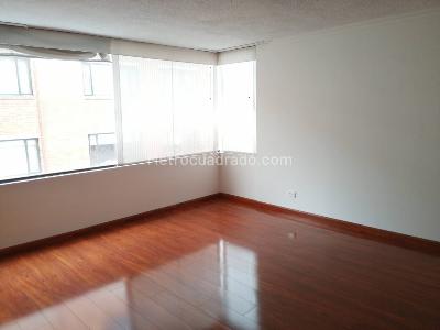 Apartamento de 3 alcobas en venta en Santa Barbara Central, Bogotá, 176 m² · foto 13 de 15
