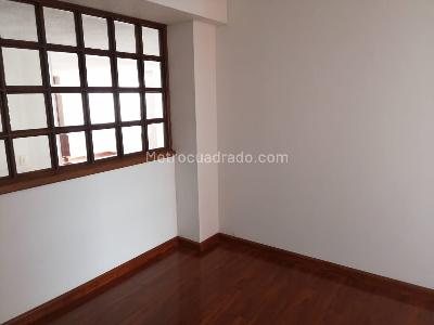Apartamento de 3 alcobas en venta en Santa Barbara Central, Bogotá, 176 m² · foto 12 de 15