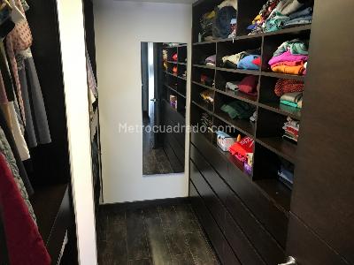 Apartamento de 3 alcobas en venta en Bosque De Pinos I, Bogotá, 226 m² · foto 11 de 20