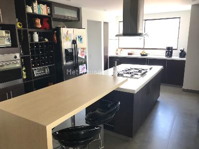 Apartamento de 3 alcobas en venta en Bosque De Pinos I, Bogotá, 226 m² · foto 7 de 20