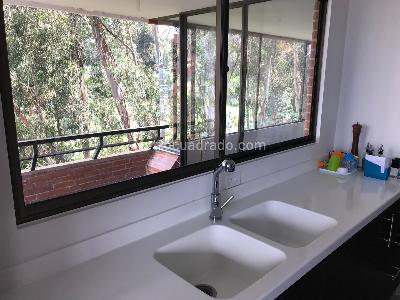 Apartamento de 3 alcobas en venta en Bosque De Pinos I, Bogotá, 226 m² · foto 8 de 20