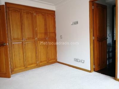 Apartamento de 3 alcobas en venta en Montearroyo, Bogotá, 250 m² · foto 12 de 20