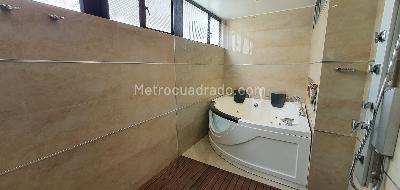 Apartamento en venta en Los Rosales, Bogotá · foto 14 de 16