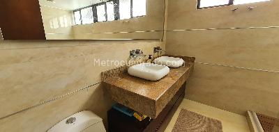 Apartamento en venta en Los Rosales, Bogotá · foto 16 de 16