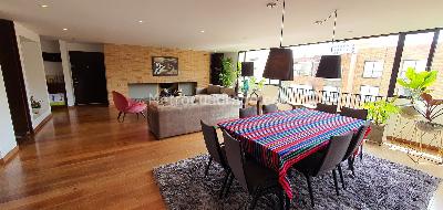 Apartamento en venta en Los Rosales, Bogotá · foto 2 de 16