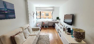 Apartamento en venta en Los Rosales, Bogotá · foto 7 de 16