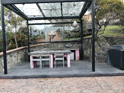 Casa de 4 alcobas en venta en Montearroyo, Bogotá, 700 m² · foto 2 de 20