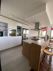 Apartamento de 3 alcobas en venta en Sierras Del Moral, Bogotá, 237 m² · foto 4 de 20