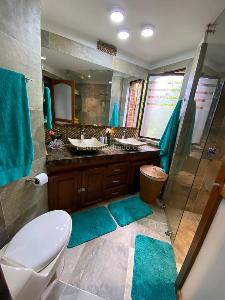 Apartamento de 3 alcobas en venta en Sierras Del Moral, Bogotá, 237 m² · foto 10 de 20
