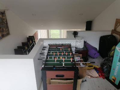 Apartamento de 5 alcobas en arriendo en Santa Paula, Bogotá, 800 m² · foto 7 de 14