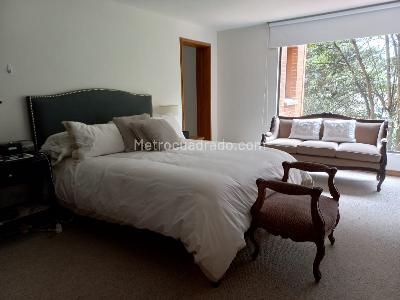 Apartamento de 4 alcobas en venta en Sierras Del Moral, Bogotá, 256 m² · foto 4 de 18