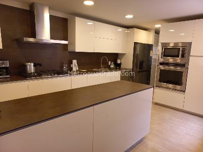 Apartamento de 4 alcobas en venta en Sierras Del Moral, Bogotá, 256 m² · foto 7 de 18