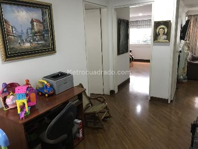 Apartamento de 3 alcobas en venta en Los Rosales, Bogotá, 184 m² · foto 17 de 17