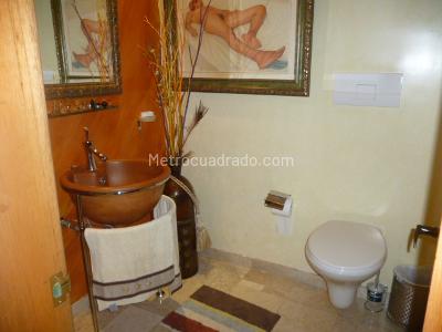 Apartamento de 3 alcobas en venta en Bosque Medina, Bogotá, 232 m² · foto 10 de 16
